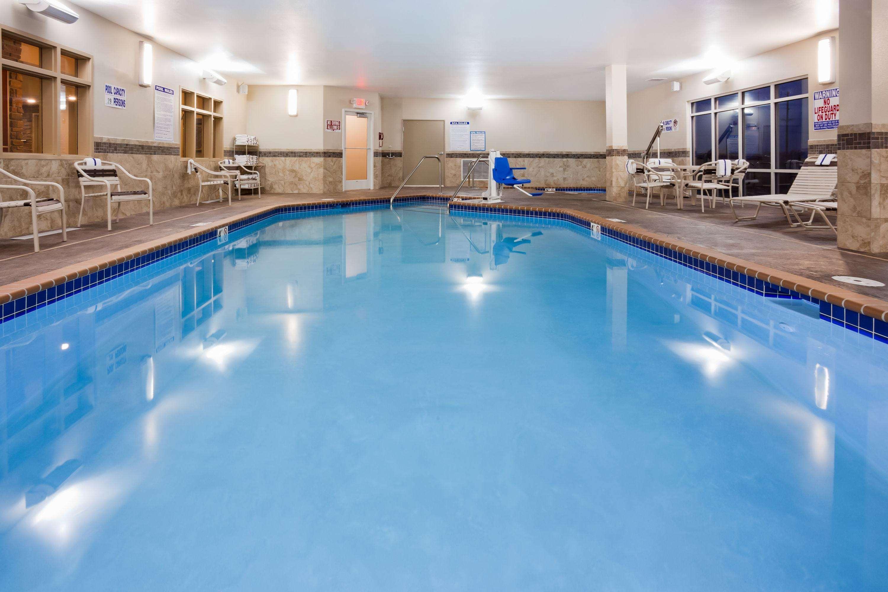 Americinn By Wyndham Dewitt Eksteriør bilde